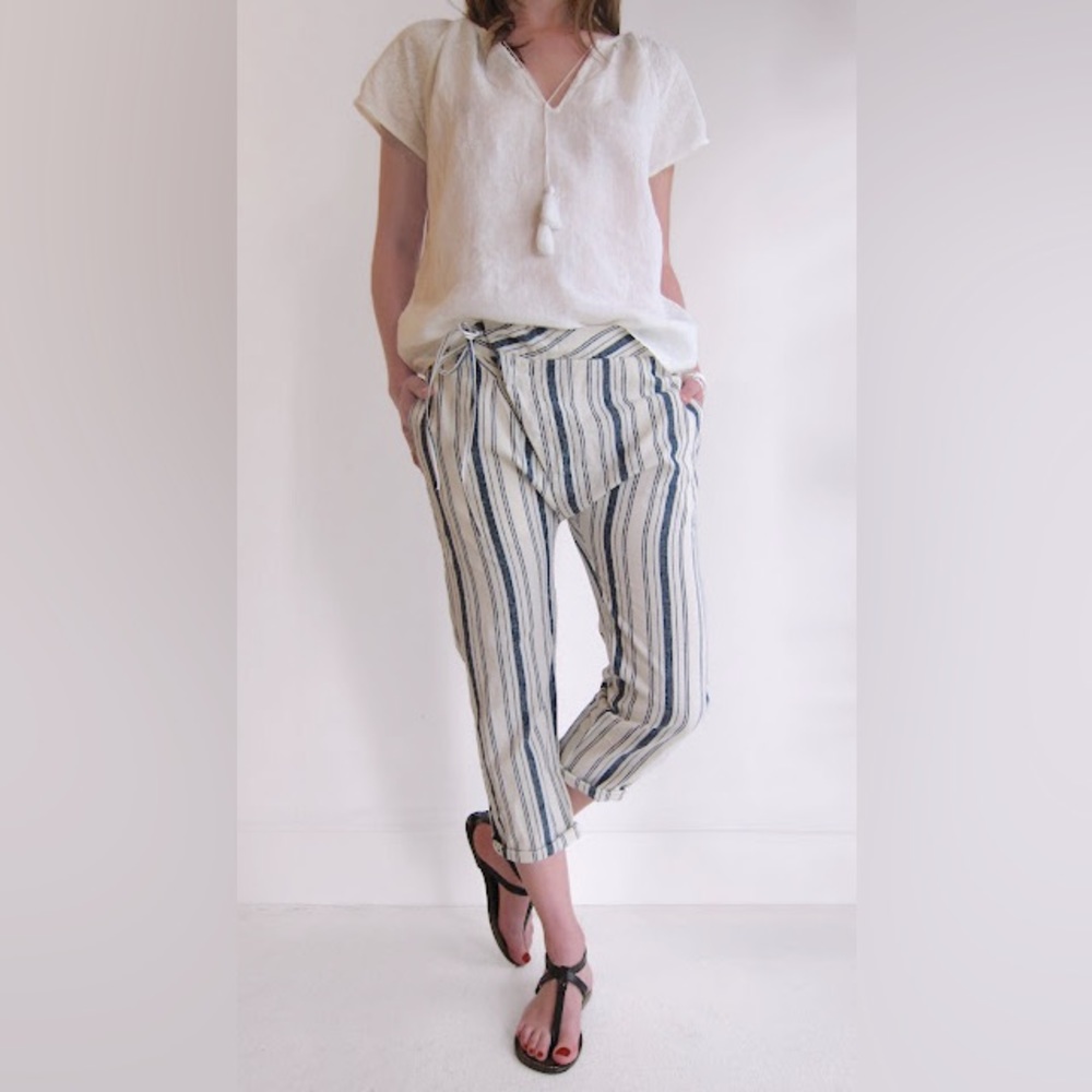 Nili Lotan Linen Cotton Crossover Cropped Pant - size LARGE, Creme and Navy